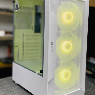 SONIC R28 Case with 3 ARGB Fans - White